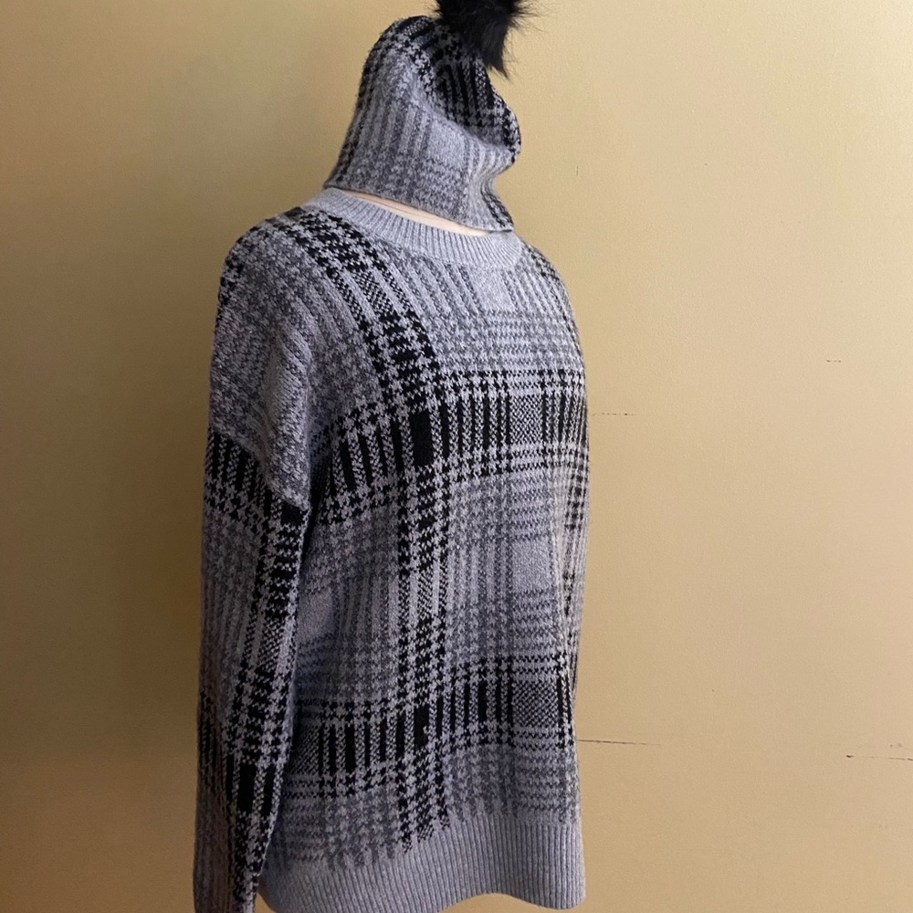 Print winter sweater